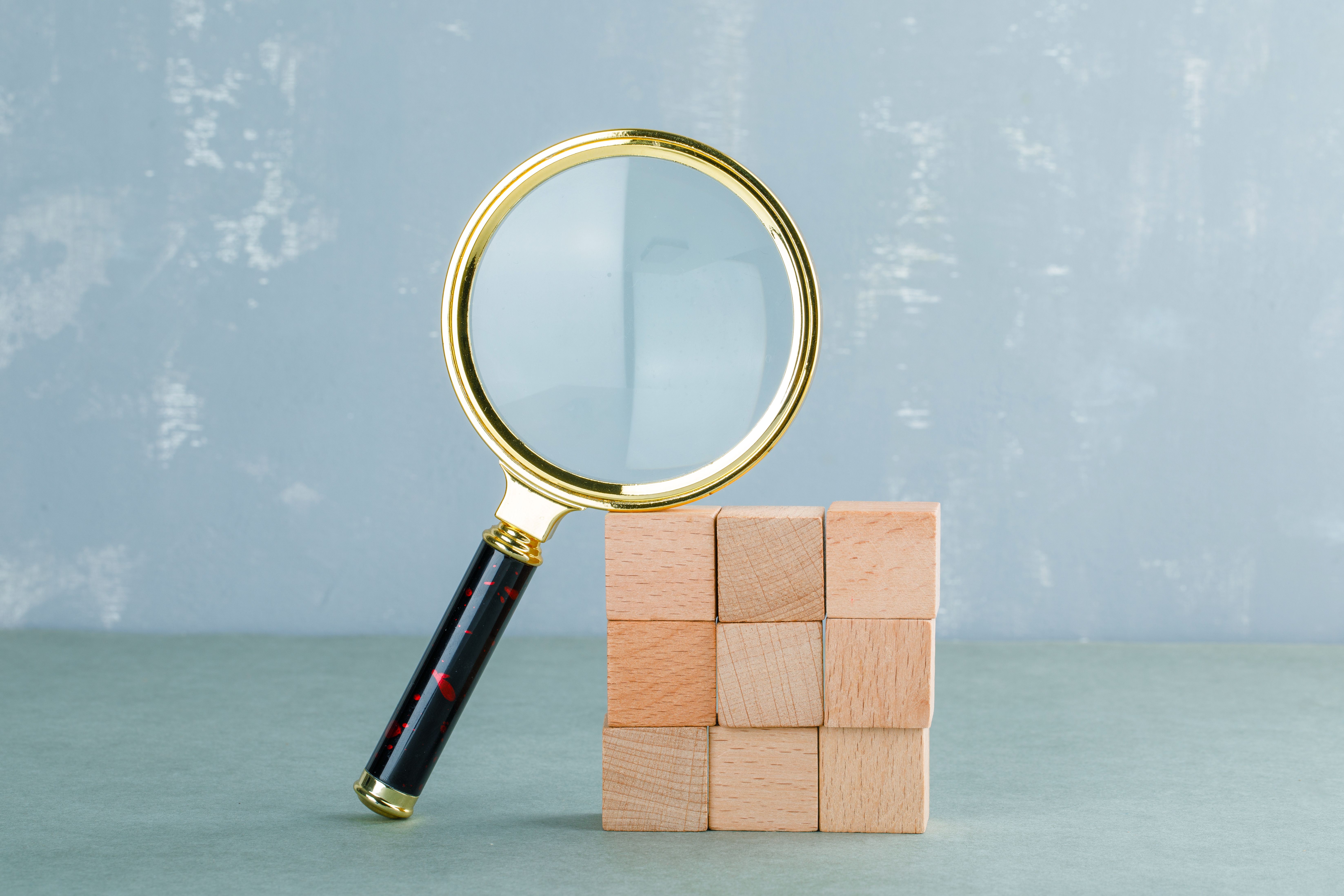 Magnifying glass and blocks